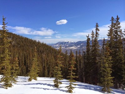 More amazing views on the approach.