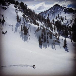 Sunset Peak in the background, the south w shoulder of Mnt Tuscarora on the left of the screen