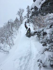 The short hike up the spiny ridge