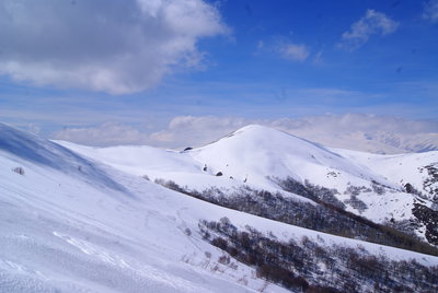 Looking across the ridgeline at Mt. Ara.