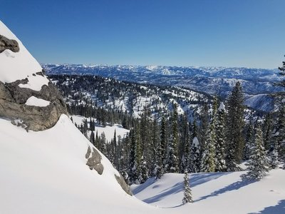 Small rock formation next to the summit.