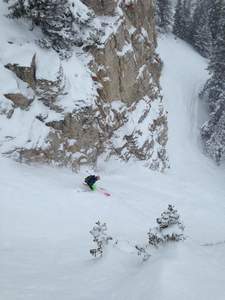 Andy Knouse glowing down Spacewalk Couloir | PC: Aryeh Copa