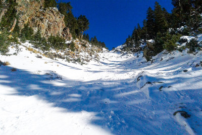 Peace Chute looking up the rocky choke after an early season, R2D2 avalanche washed out the chute.