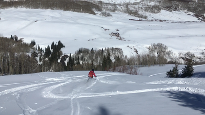 Rolling in to Gothic Road.