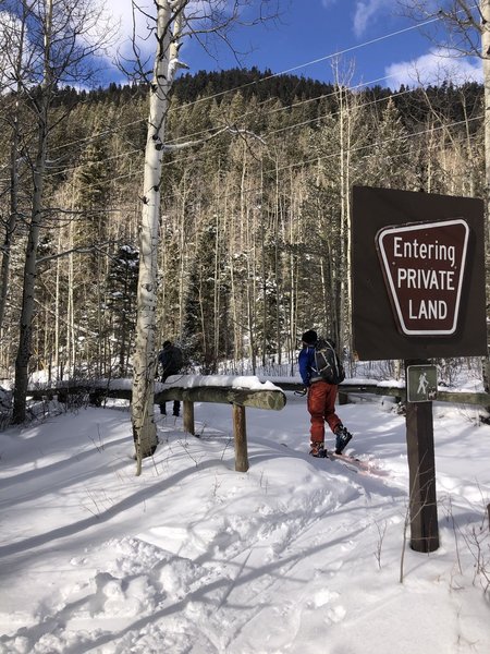 Leaving the Middle Fork Lake Trailhead