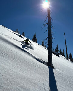 Nice turns south of Uneva Peak