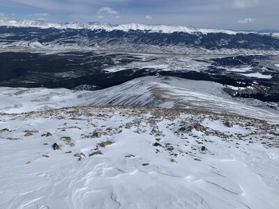 Looking back at most of the above-treeline portion of the route ... the route is incredibly obvious - follow the ridge (hikers can be seen on the trail at right center).