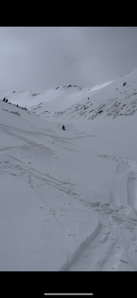 Consistent turns for almost 2,000 feet on Kelso's north couloir.