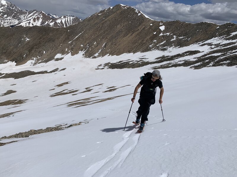 Ascending the final part of the bowl before the ridge.