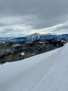 Right under the summit of Willies, looking SE to the massive west face of Mt. Sopris.