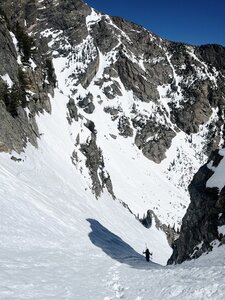 04/12/2025 Halfway up climb to top of Hallet's North Couloir. Sticking to looker's left is a less sun affected ascent @11:18am
